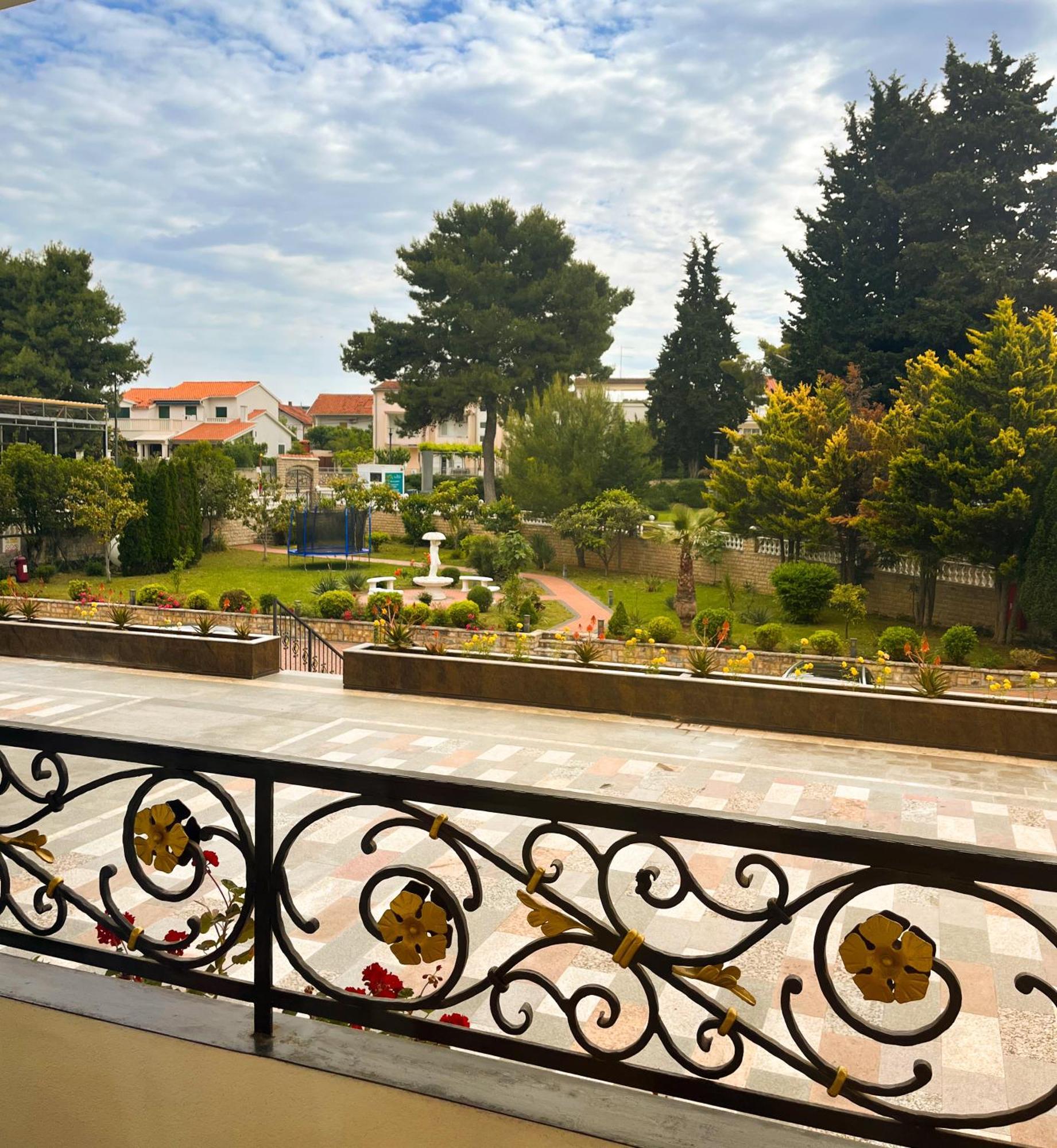 Hotel Miramare Vodice Quarto foto